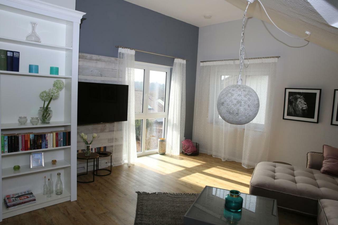 Apartment Mit Designerkueche, Loggia Ludwigsburg Nahe Stuttgart Bagian luar foto